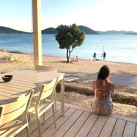 Buqez Eco Resort - Beachfront 20 & House 42 Drage Exterior foto