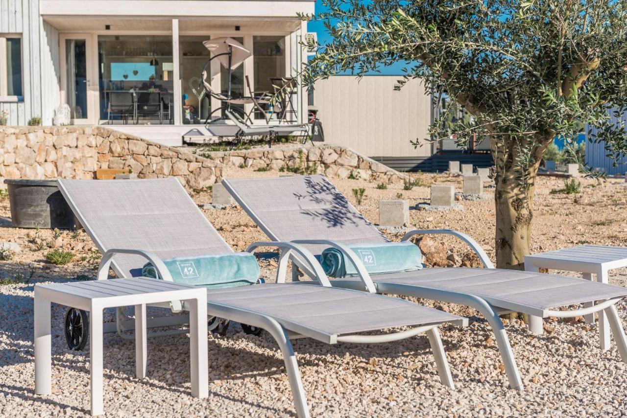 Buqez Eco Resort - Beachfront 20 & House 42 Drage Exterior foto